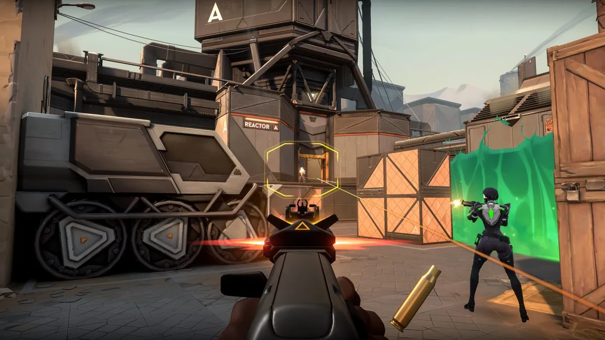 Deadside gameplay screenshot from IGN — Advanced positioning for ranked play